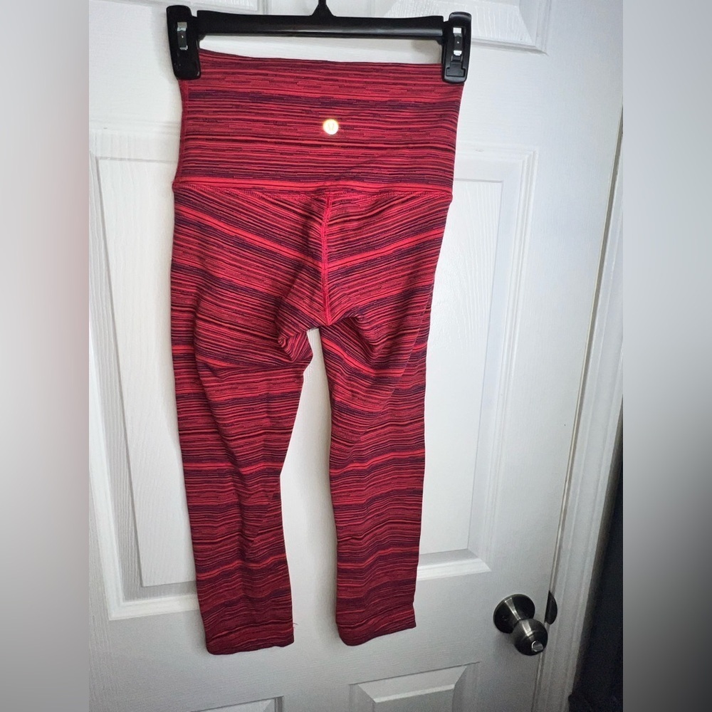 Lululemon Size 4 Wunder Under Crop Leggings Cyber Boom Juice Red Yoga Luon - Picture 4 of 16